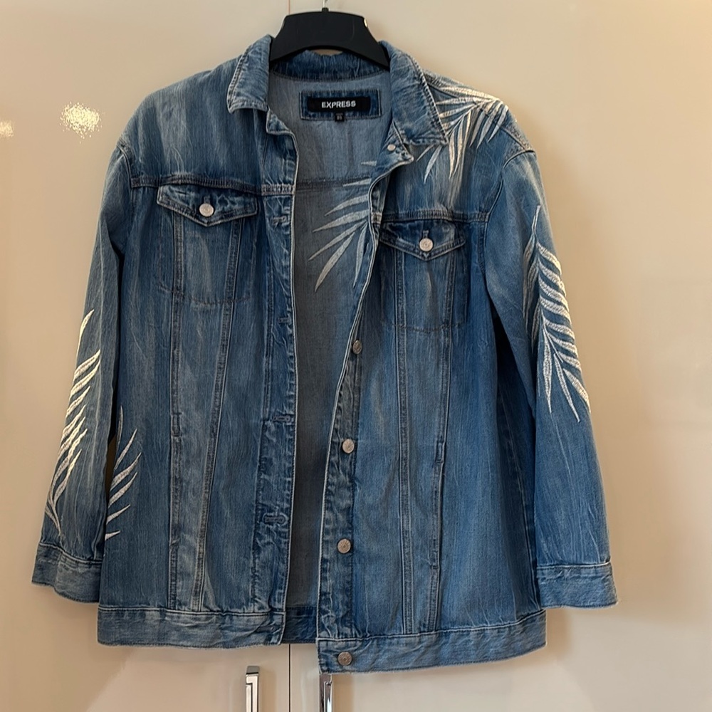 Blue Demin Oversized Jacket with Embroider Leaves